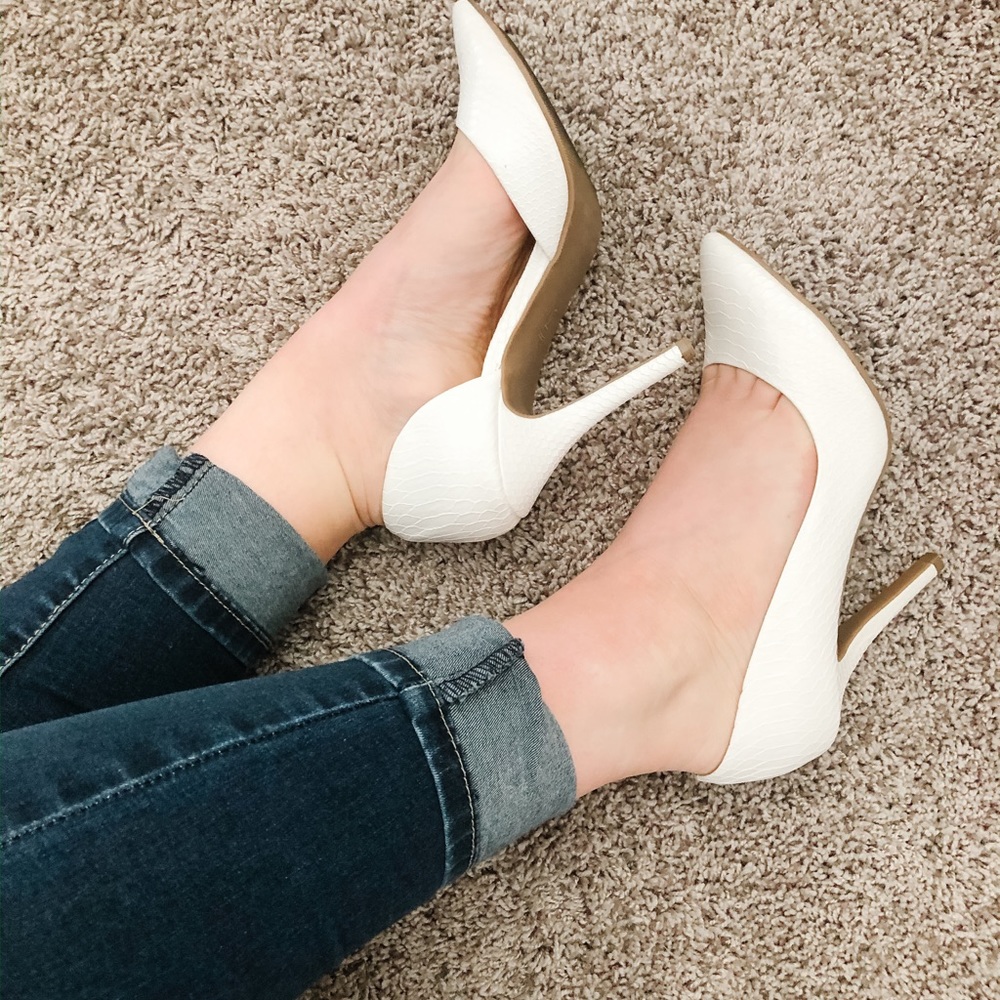 High heels - Picture 3 of 5